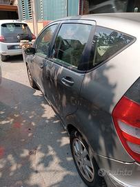 pezzi Mercedes classe A elegance 