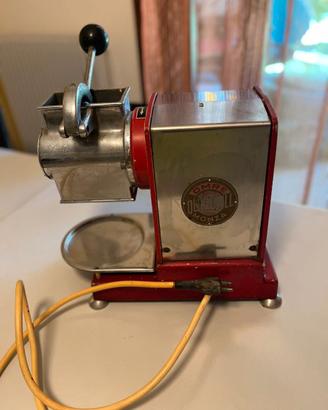 Grattugia vintage Quick Mill OMRE anni '60