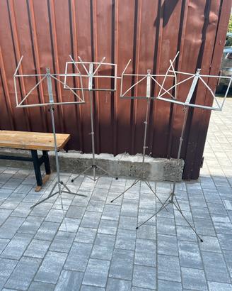 Nr 4 leggii per spartiti, strumenti musicali