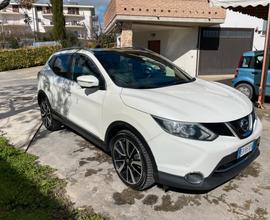 Nissan Qashqai 1.6 4WD Premier edition