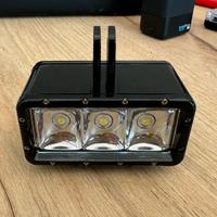 luce LED per gopro e ricarica doppia e 2 batterie.