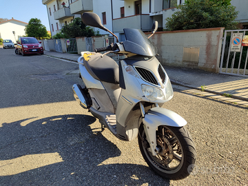 Aprilia Sportcity 250