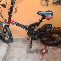 bici elettrica pieghevole 