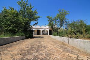 VILLA SINGOLA A OSTUNI