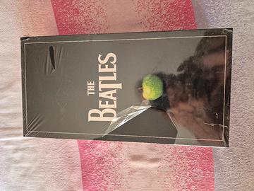 COFANETTO THE BEATLES " custodia danneggiata 