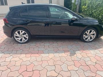 Golf 2.0 tdi active ancora in garanzia ufficiale