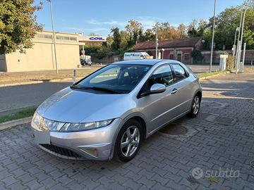 Honda Civic 1.4 i- DSI 83 CV - 2008 - NEOPATENTATI