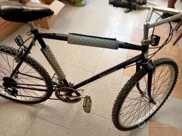 Bicicletta Nastro Azzurro Peroni