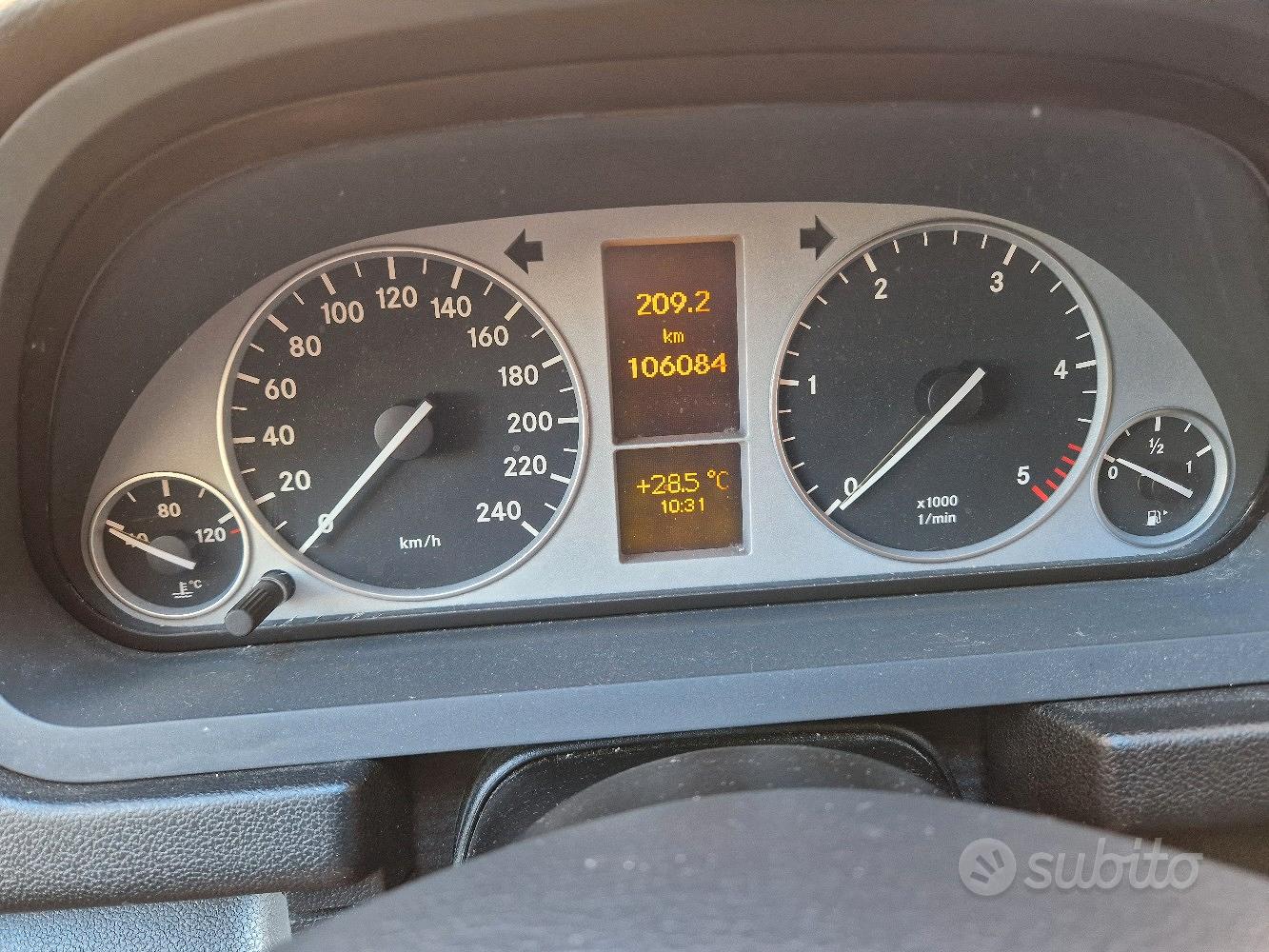 Mercedes-Benz B-Class 2009 photo 4