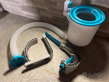 Skimmer per piscina come nuovo