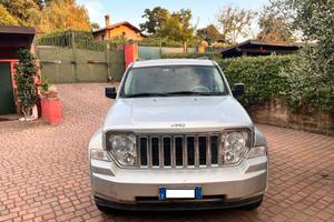 Jeep Cherokee 2.8 CRD DPF Sport Auto