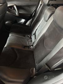 TOYOTA RAV4 4ª serie - 2011
