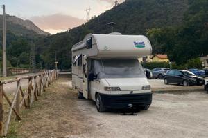 Camper Mansardato