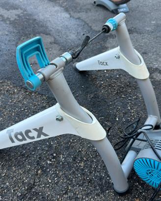 Rulli interattivi Tacx Flow Smart T2240