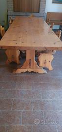 Tavolo con sedie + credenza taverna
