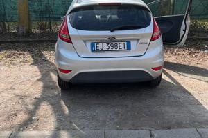 Ford Fiesta 1.2 anno 2011 EURO 5. OK NEOPATENTATI
