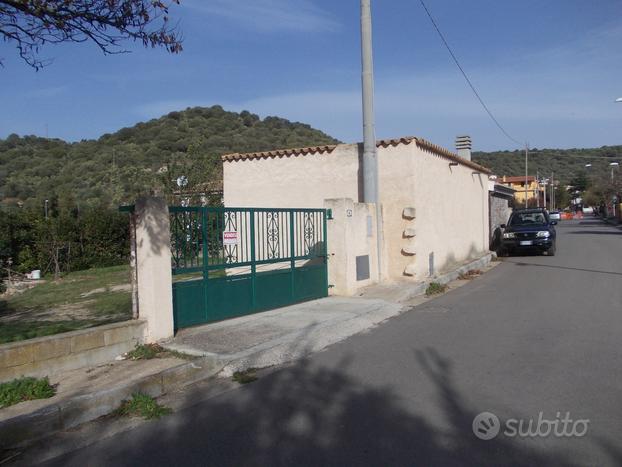 CASA CON TERRENO AGRICOLO (anche parziale)