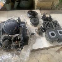 Motore Yamaha 125 bicilindrico 2 tempi 1976/77