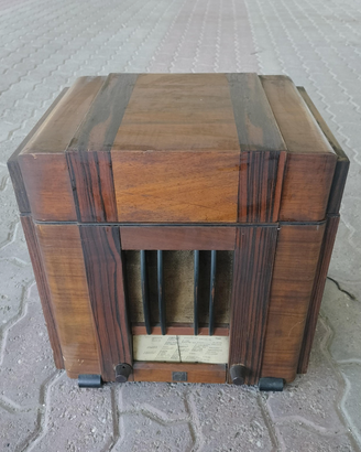 RADIO D'EPOCA TELEFUNKEN modello 547  anno 1934