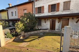 Montichiari Splendida Bifamiliare immersa nella Ca