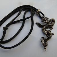 Collana a forma di drago