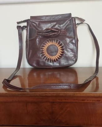 Borsa artigianale in pelle marrone