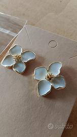 Orecchini moderni in stile vintage