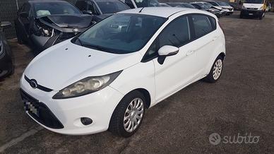 FORD Fiesta + 1.4 5 porte Bz.- GPL