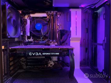 Computer/PC Desktop Fisso ideale per Studio/Gaming