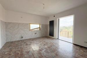 Appartamento con garage e giardino privato