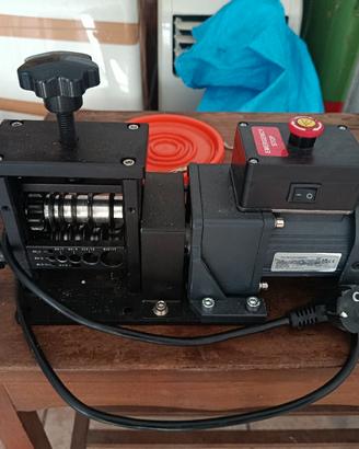 Spelacavi elettrico Creworks 5 lame 40 w