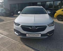 OPEL Insignia 2.0 CDTI S&S aut. Country Tourer 1