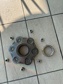 Flangia dadi e dado ruota Panigale V2 2021