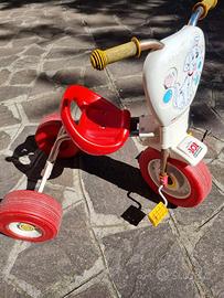 triciclo disney