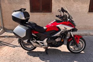 HONDA NC750X anno 2016