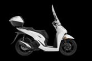 HONDA SH 150 con Smart Top Box, parabrezza e par