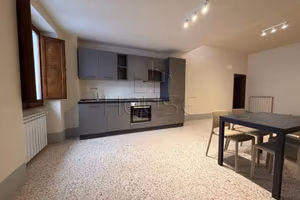 Appartamento di 105 m² con 4 locali a Città di Cas