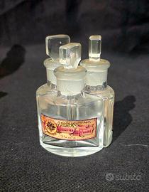 3 flaconi di profumo ad incastro 