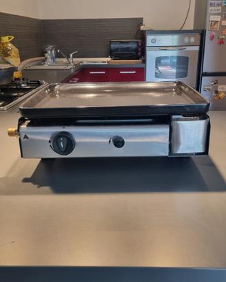 Plancha a gas fino a 8 persone