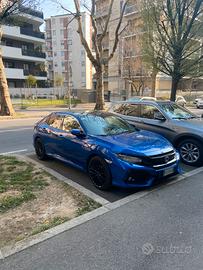 Honda Civic X Hatchback 2017 executive premium