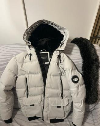 Giubbino supply demand