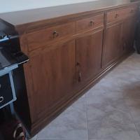 Madia e Tavolo con 6 sedie in legno