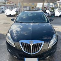 Lancia delta 1.4 t-jet platino 2009