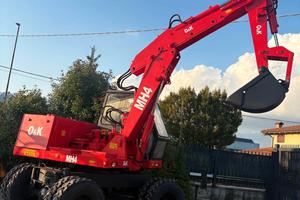 E142 - ESCAVATORE O&K MH4