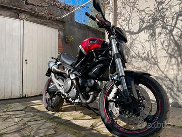 Ducati Monster 696 depotenziata