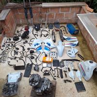 pezzi suzuki dr 650 rs