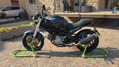 Ducati Monster 620 Dark i.e. 2004