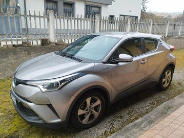 Toyota C-HR 1.8 Hybrid E-CVT Active
