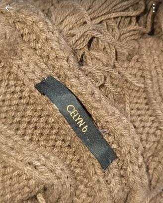 sciarpa lunga celyn b