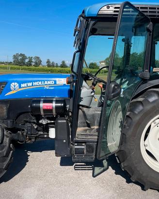 New Holland frutteto mod T4.105F